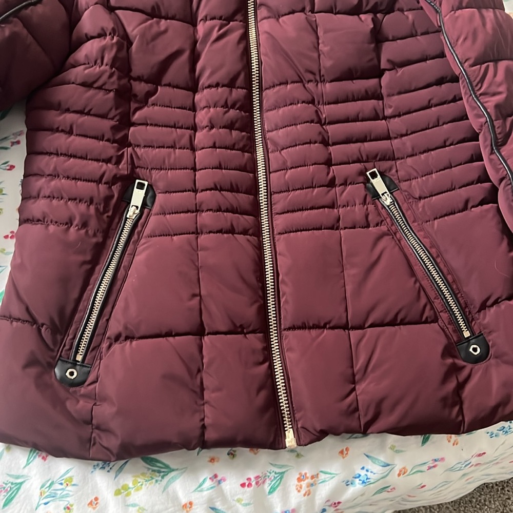 Guess Winter Jacket with hood, women’s size M - Picture 11 of 12